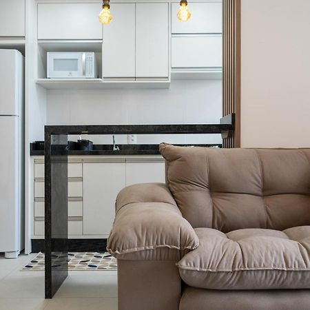 Apartamento Com Vista Mar, Ar-Condicionado, Wi-Fi Condominio Com Piscina, Quadra De Esportes Playground Infantil A 15 Minutos Do Beto Carreiro Piçarras المظهر الخارجي الصورة