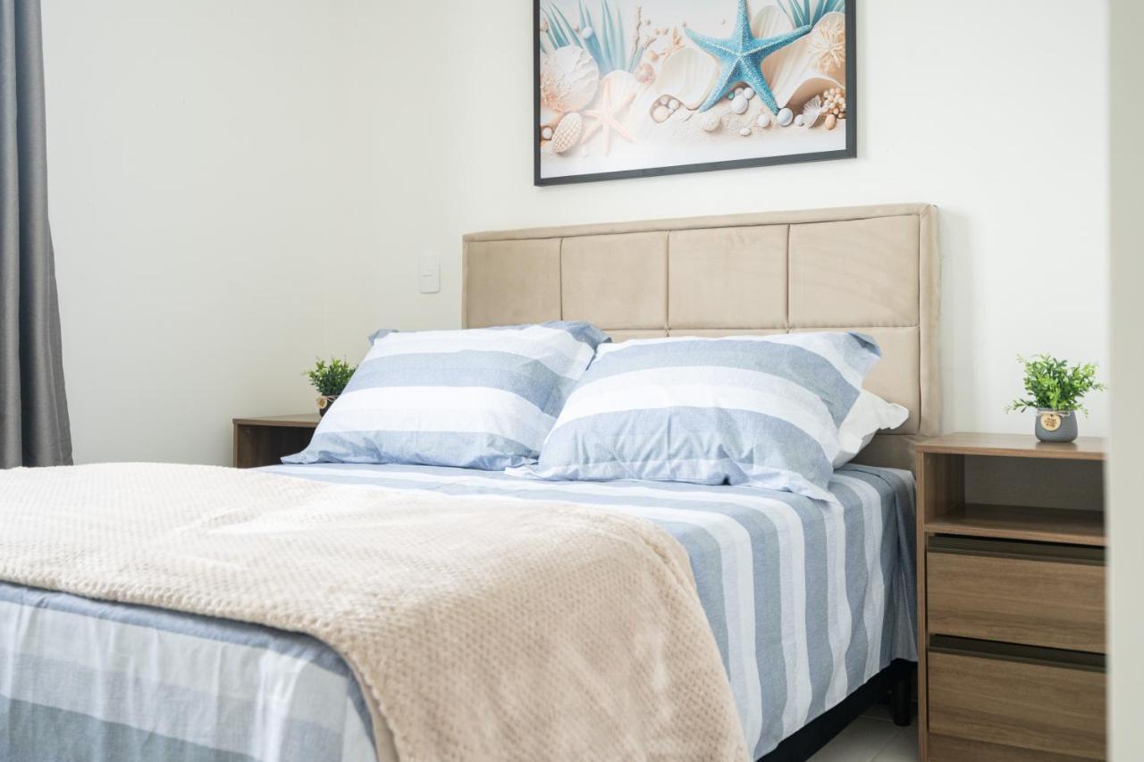 Apartamento Com Vista Mar, Ar-Condicionado, Wi-Fi Condominio Com Piscina, Quadra De Esportes Playground Infantil A 15 Minutos Do Beto Carreiro Piçarras المظهر الخارجي الصورة