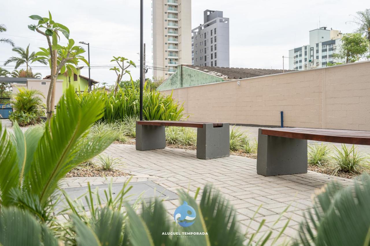 Apartamento Com Vista Mar, Ar-Condicionado, Wi-Fi Condominio Com Piscina, Quadra De Esportes Playground Infantil A 15 Minutos Do Beto Carreiro Piçarras المظهر الخارجي الصورة