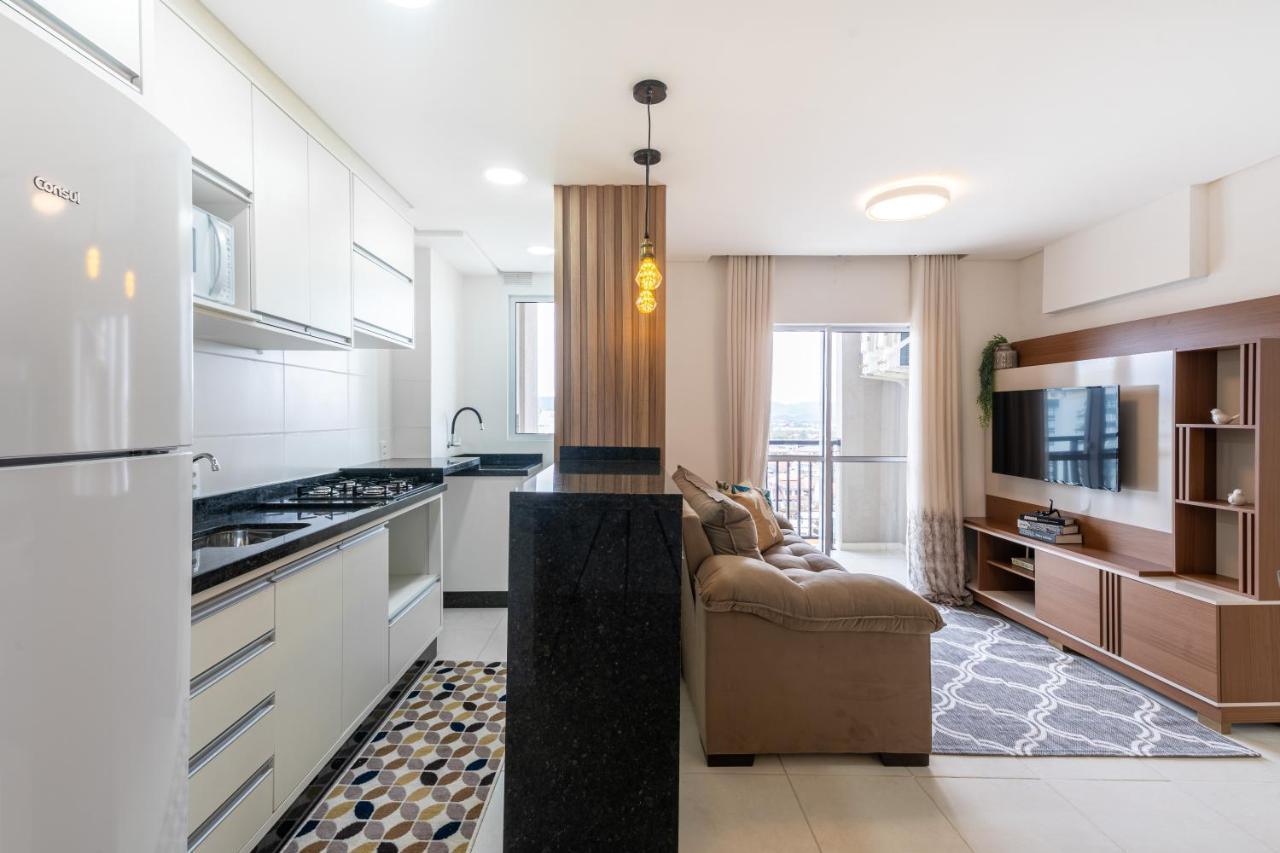 Apartamento Com Vista Mar, Ar-Condicionado, Wi-Fi Condominio Com Piscina, Quadra De Esportes Playground Infantil A 15 Minutos Do Beto Carreiro Piçarras المظهر الخارجي الصورة