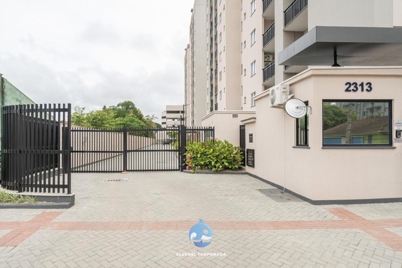 Apartamento Com Vista Mar, Ar-Condicionado, Wi-Fi Condominio Com Piscina, Quadra De Esportes Playground Infantil A 15 Minutos Do Beto Carreiro Piçarras المظهر الخارجي الصورة